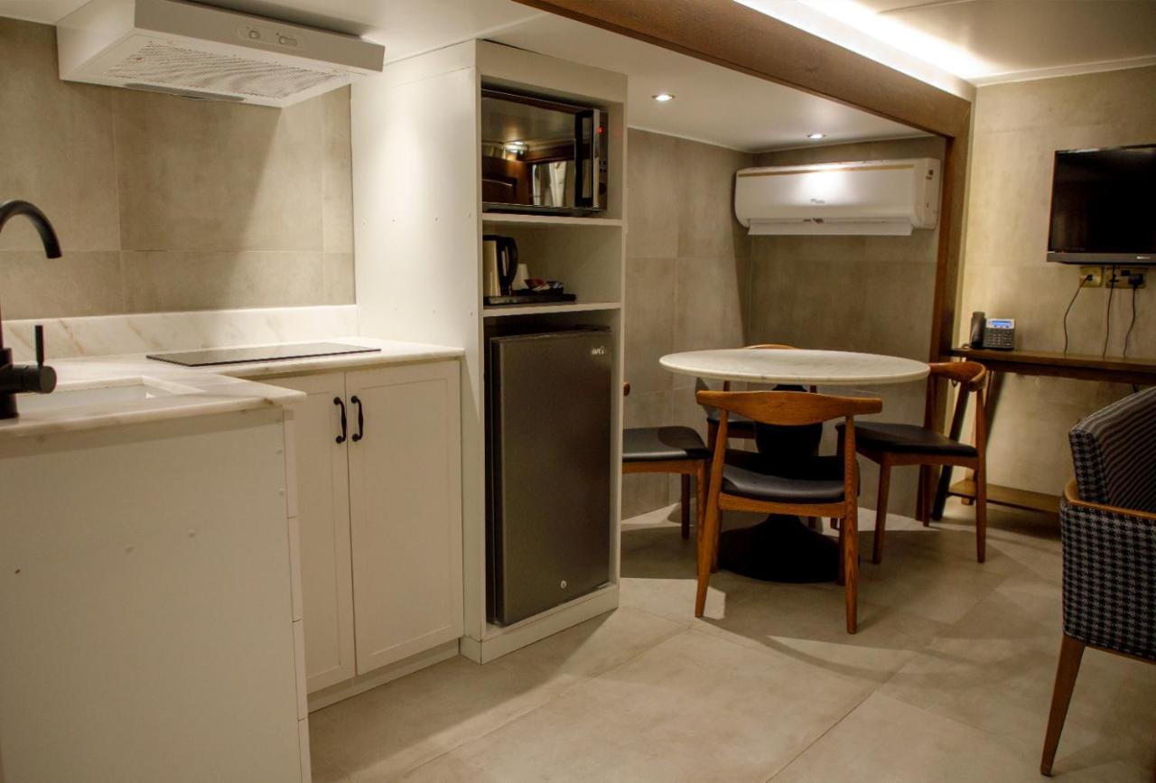 Caravana Beach Resort Al Zorah Adschman Exterior foto
